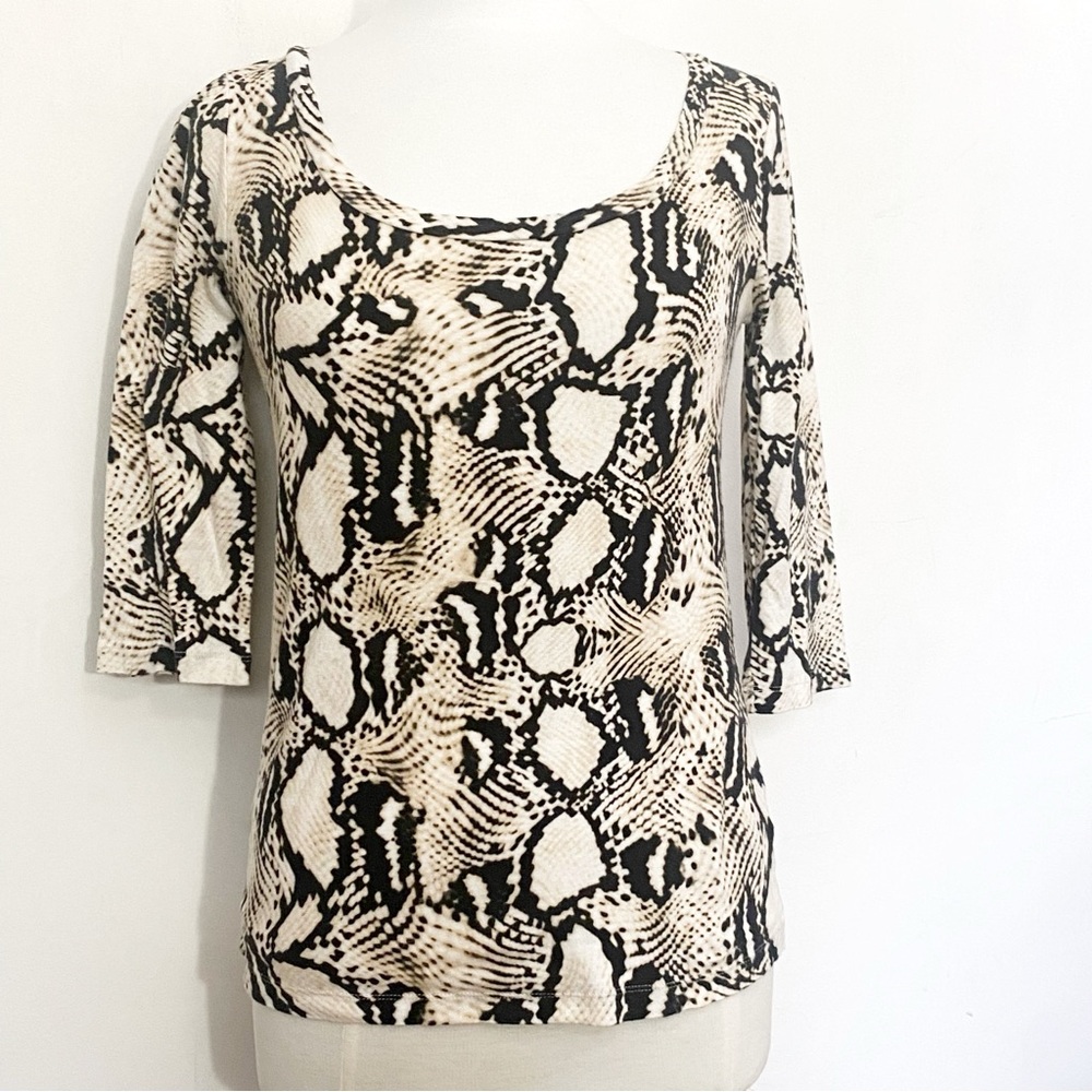 Nicole Miller Women's Black, Cream and Tan Snake Print 100% Cotton Knit Top M